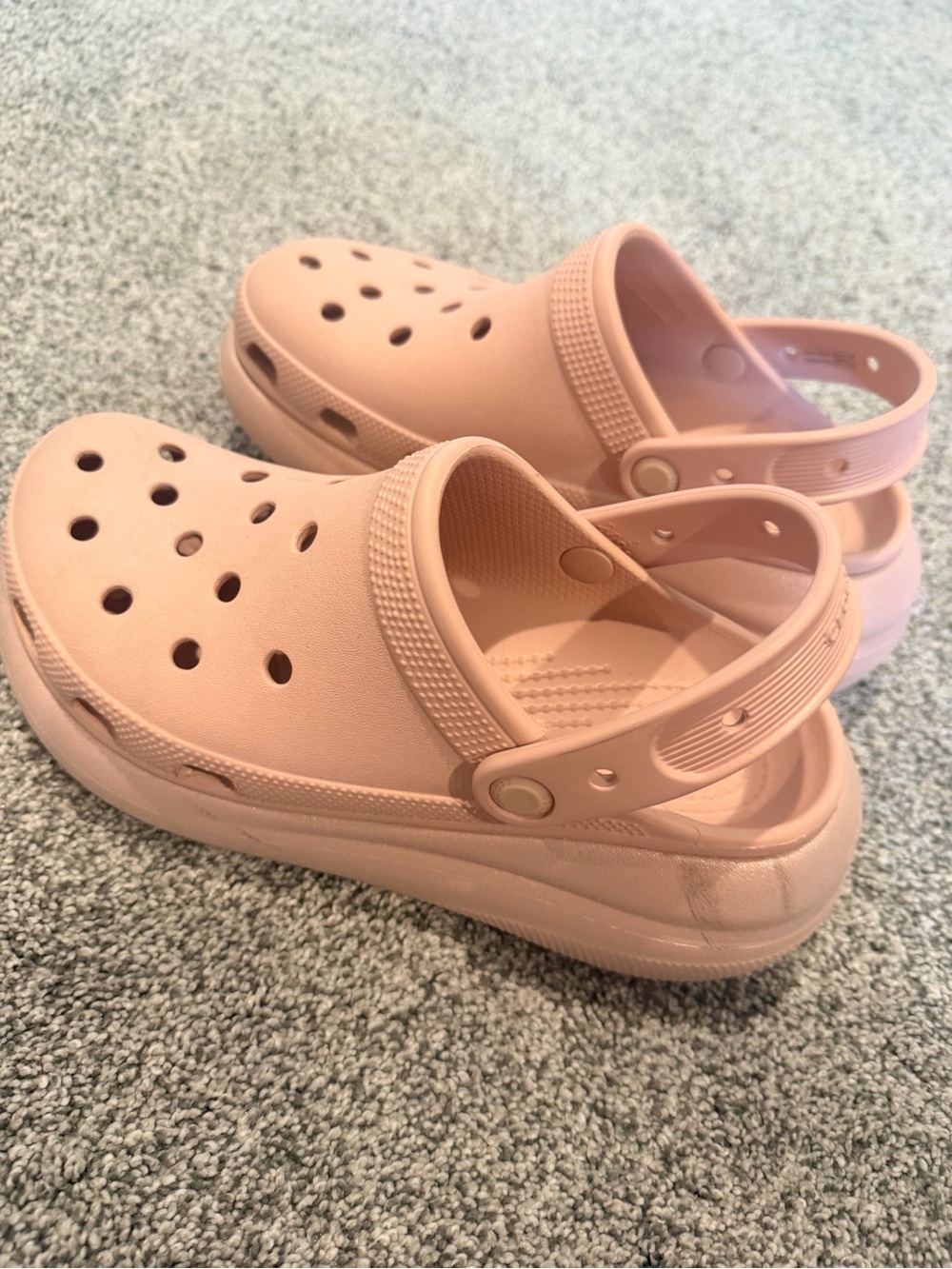 CROCS Classic Clog Sandals in Light Pink